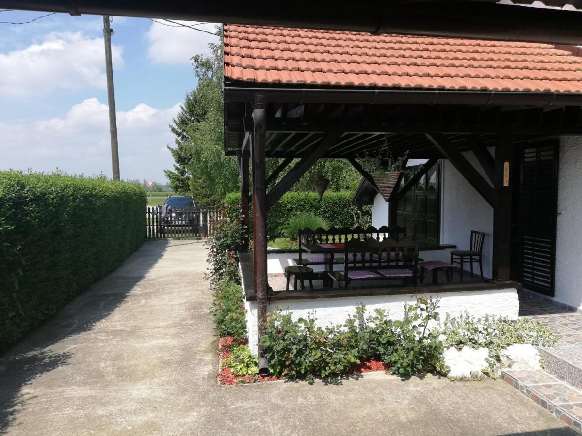 Вилла Kuca Za Odmor Breza Legrad Экстерьер фото